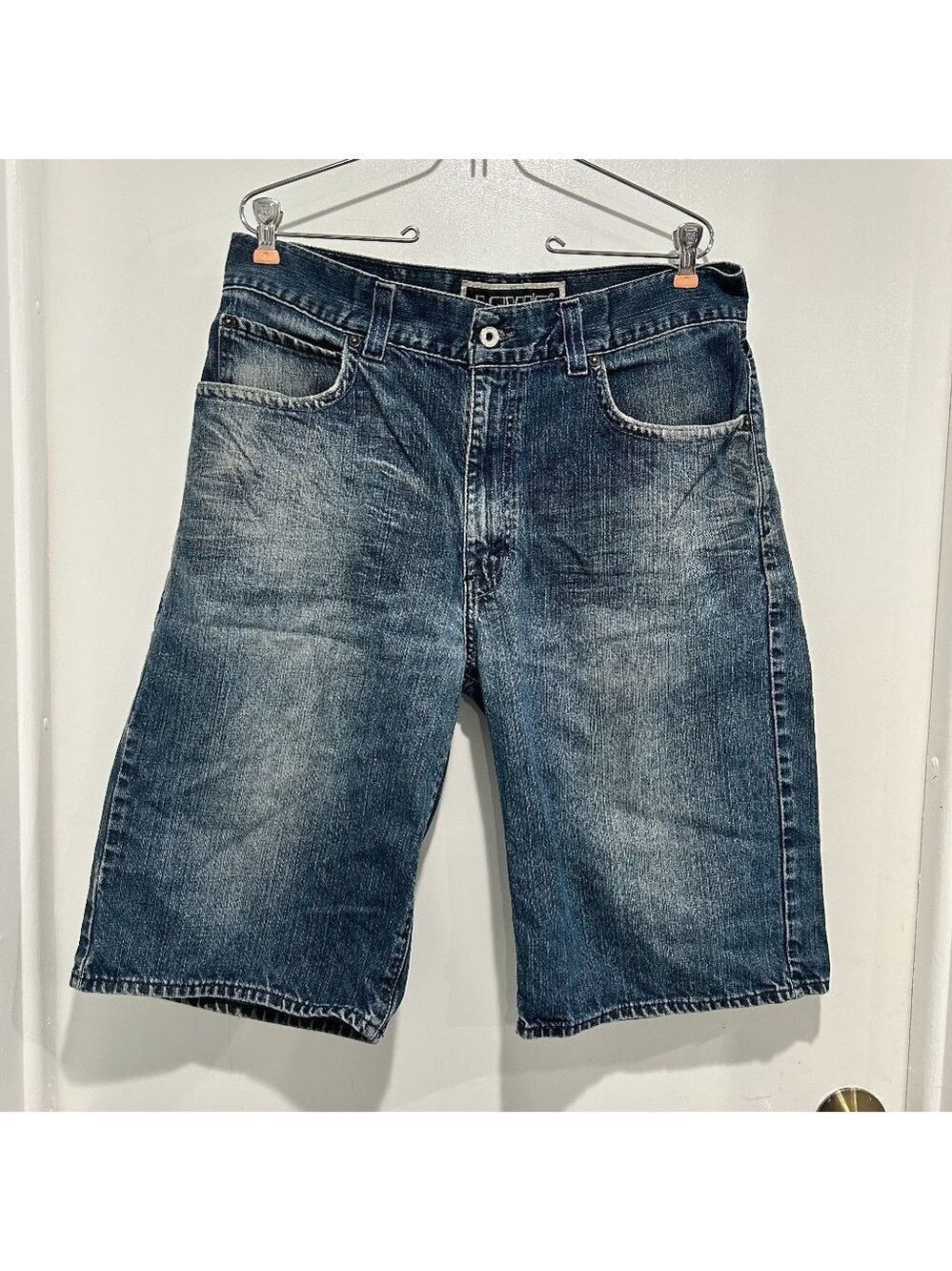 Men's Levi's 579 baggy denim shorts Size 34 - Picture 1 of 4